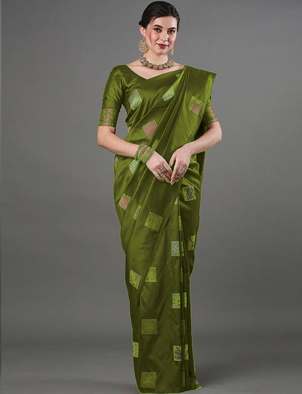 Eloquence Green Soft Silk Saree With Demure Blouse Piece ClothsVilla Main image