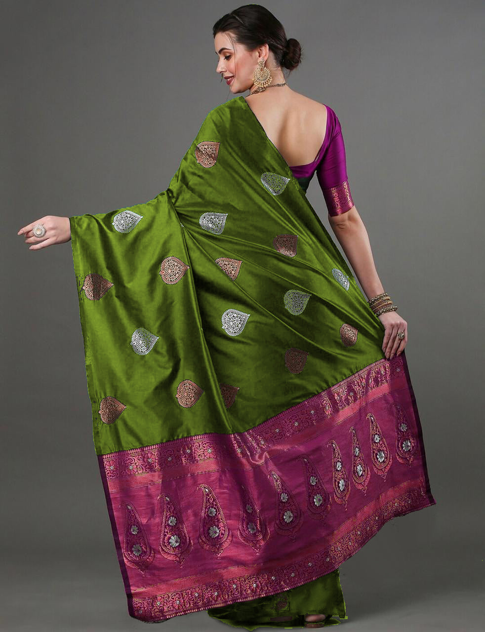 Smart Mahndi Soft Silk Saree With Staring Blouse Piece ClothsVilla