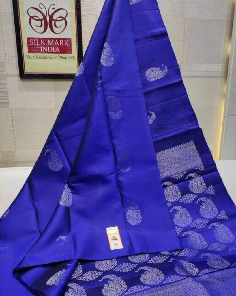 Refreshing Blue Soft Silk Saree With Flaunt Blouse Piece ClothsVilla