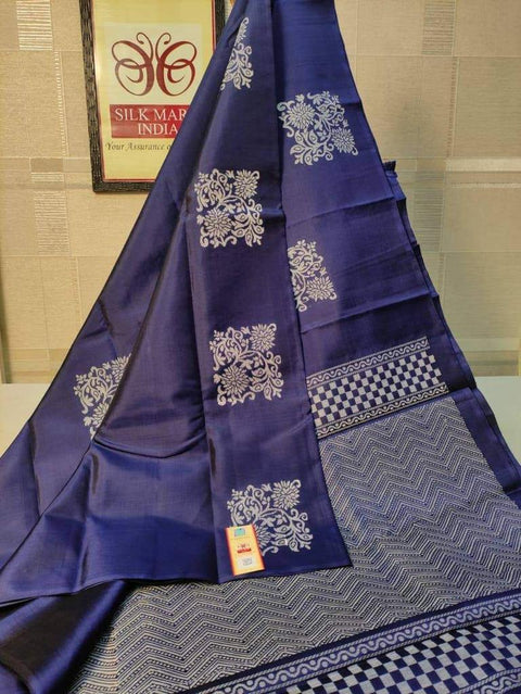 Twirling Navy Blue Soft Silk Saree With Desirable Blouse Piece ClothsVilla Main image