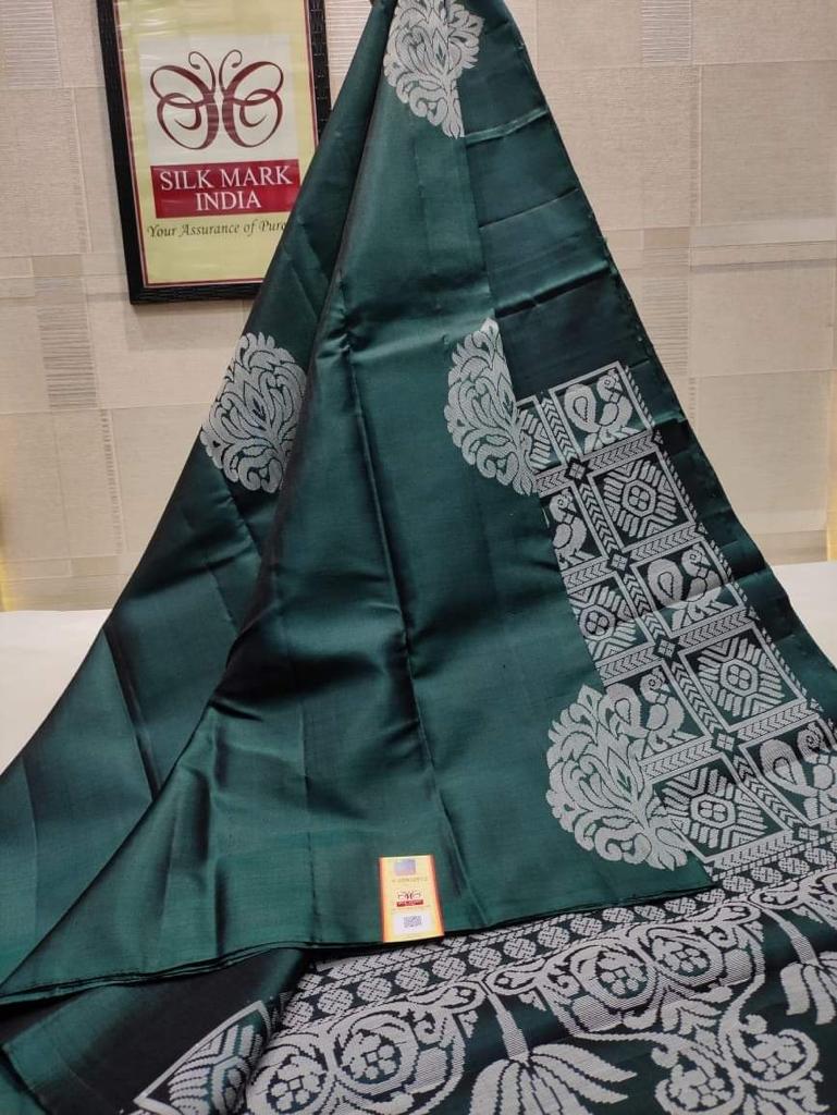 Refreshing Rama Soft Silk Saree With Lovely Blouse Piece ClothsVilla Main image