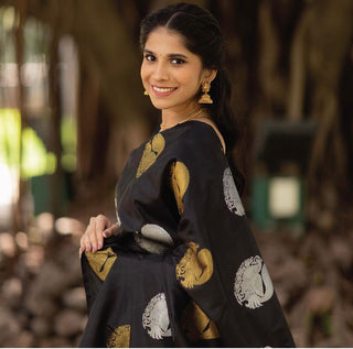 Captivating Black Soft Silk Saree With Majesty Blouse Piece ClothsVilla