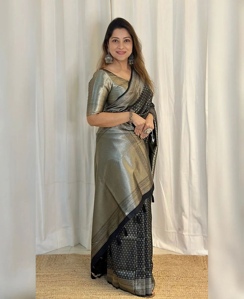 Tremendous Black Soft Silk Saree With Super Proficient Blouse Piece ClothsVilla