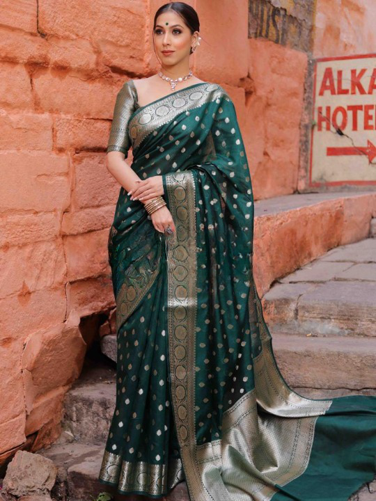 Elision Green Soft Silk Saree With Demesne Blouse Piece ClothsVilla