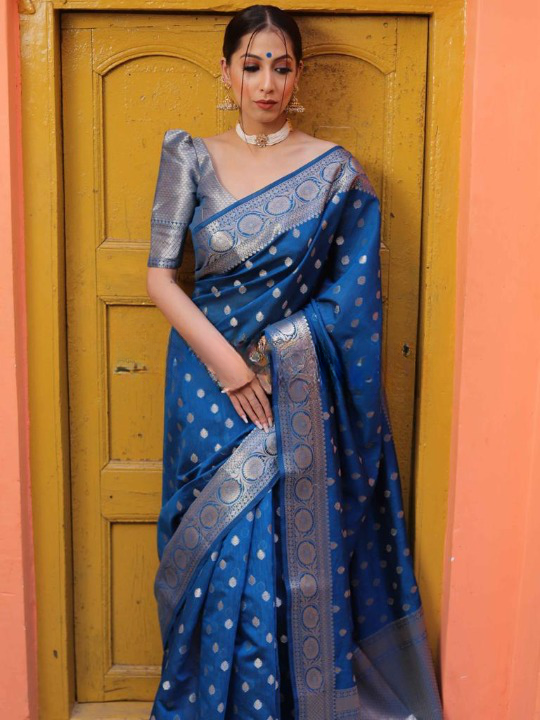 Transcendent Rama Soft Silk Saree With Tremendous Blouse Piece ClothsVilla