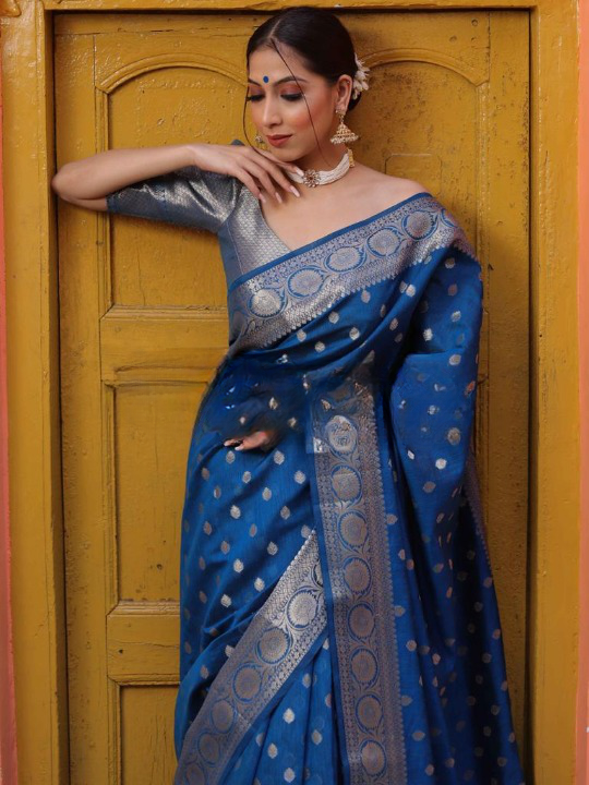 Transcendent Rama Soft Silk Saree With Tremendous Blouse Piece ClothsVilla