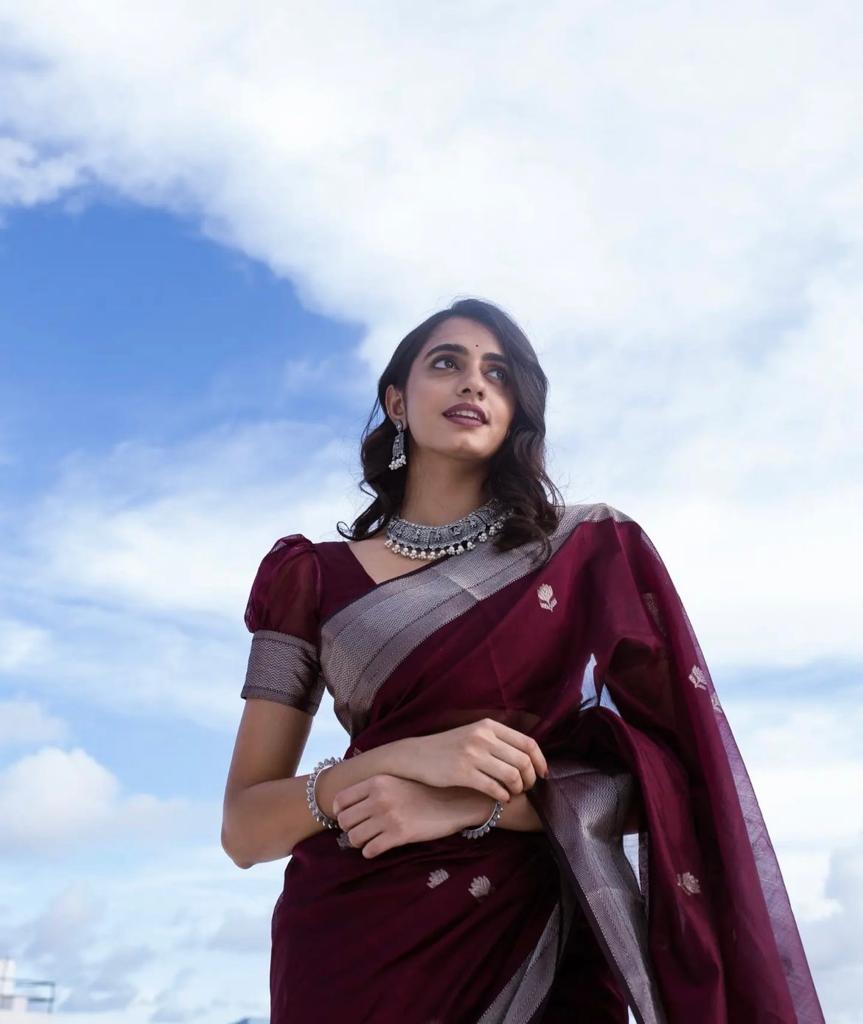 Extraordinary Wine Cotton Silk Saree With Precious Blouse Piece ClothsVilla