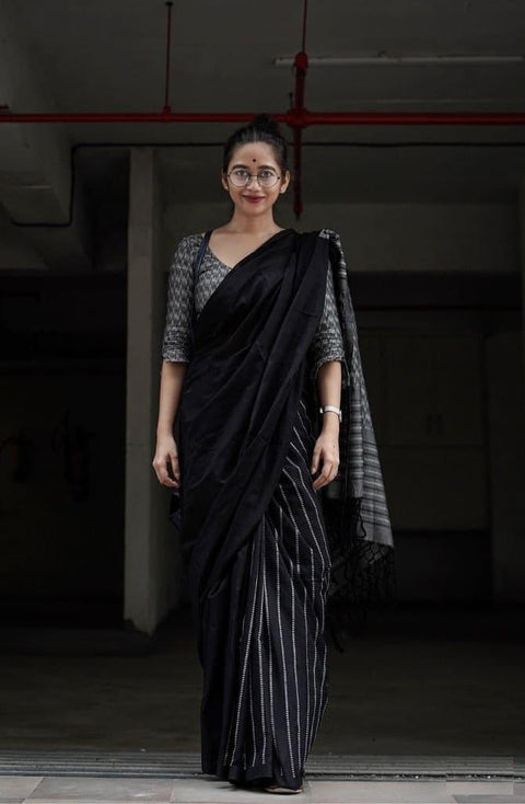 Extraordinary Black Soft Silk Saree With Sizzling Blouse Piece ClothsVilla Main image