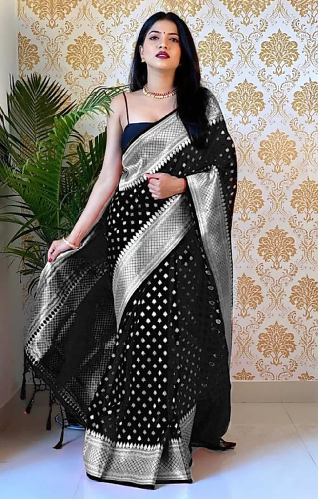 Smart Black Soft Silk Saree With Ravishing Blouse Piece ClothsVilla