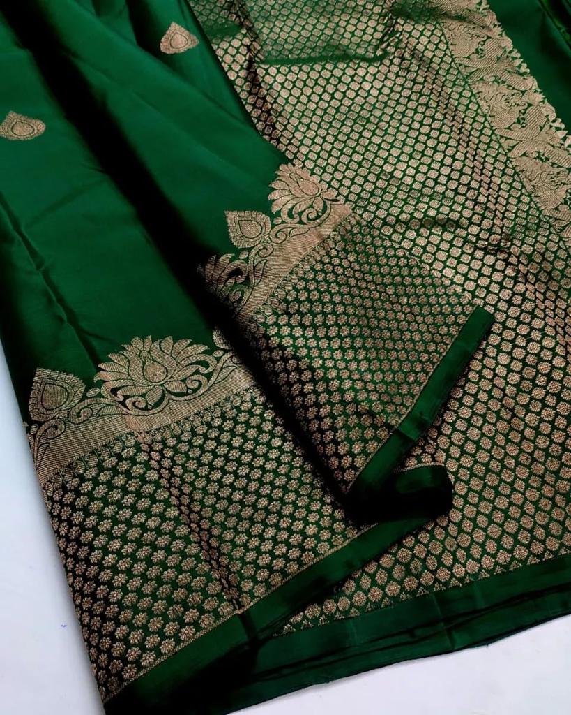 Girlish Dark Green Soft Silk Saree With Impressive Blouse Piece ClothsVilla