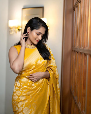 Charming Yellow Soft Silk Saree With Invaluable Blouse Piece ClothsVilla