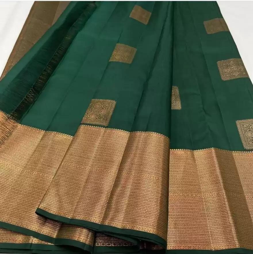 Radiant Dark Green Soft Silk Saree With Pleasant Blouse Piece ClothsVilla