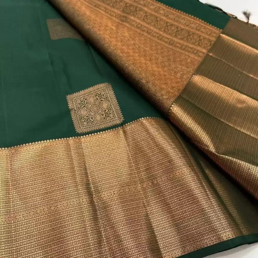 Radiant Dark Green Soft Silk Saree With Pleasant Blouse Piece ClothsVilla