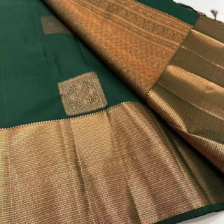 Radiant Dark Green Soft Silk Saree With Pleasant Blouse Piece ClothsVilla