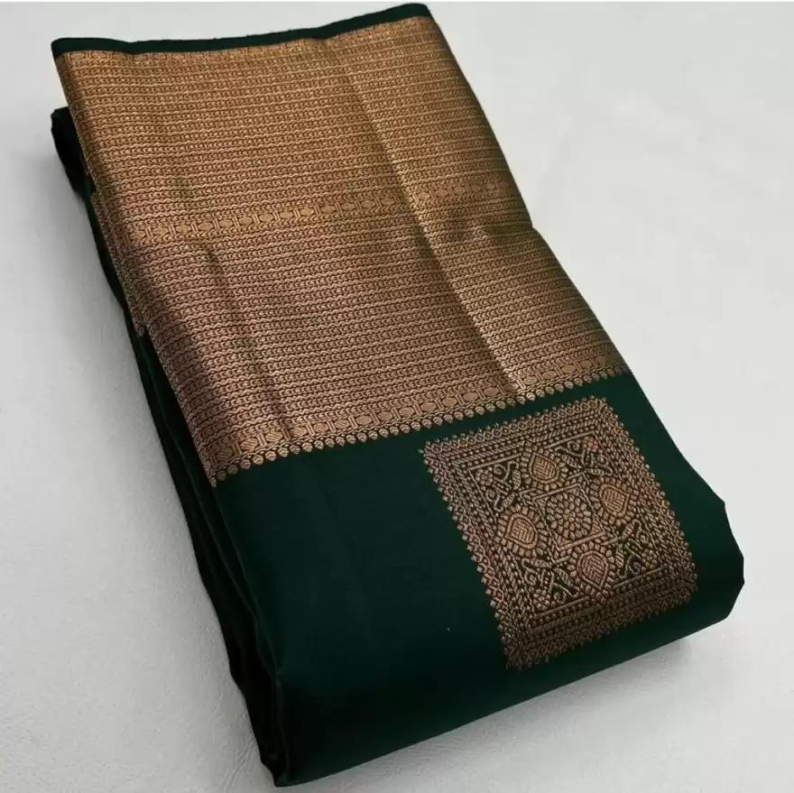 Radiant Dark Green Soft Silk Saree With Pleasant Blouse Piece ClothsVilla