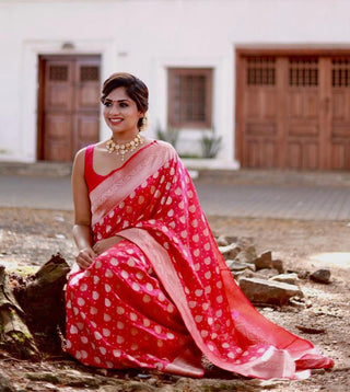 Snappy Red Soft Silk Saree With Smashing Blouse Piece ClothsVilla