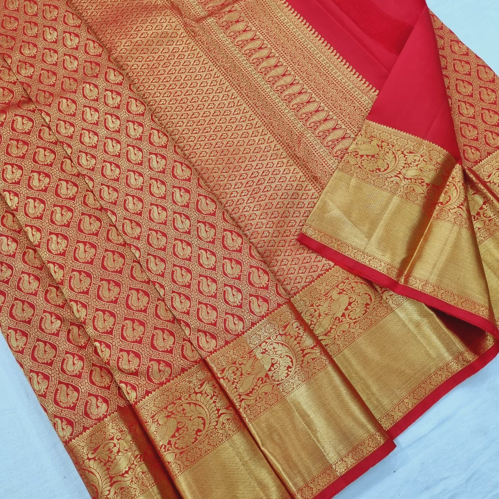 Prettiest Red Soft Silk Saree With Pleasant Blouse Piece ClothsVilla