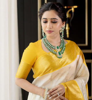 Fantabulous Stunning White Soft Silk Saree With Smashing Blouse Piece ClothsVilla