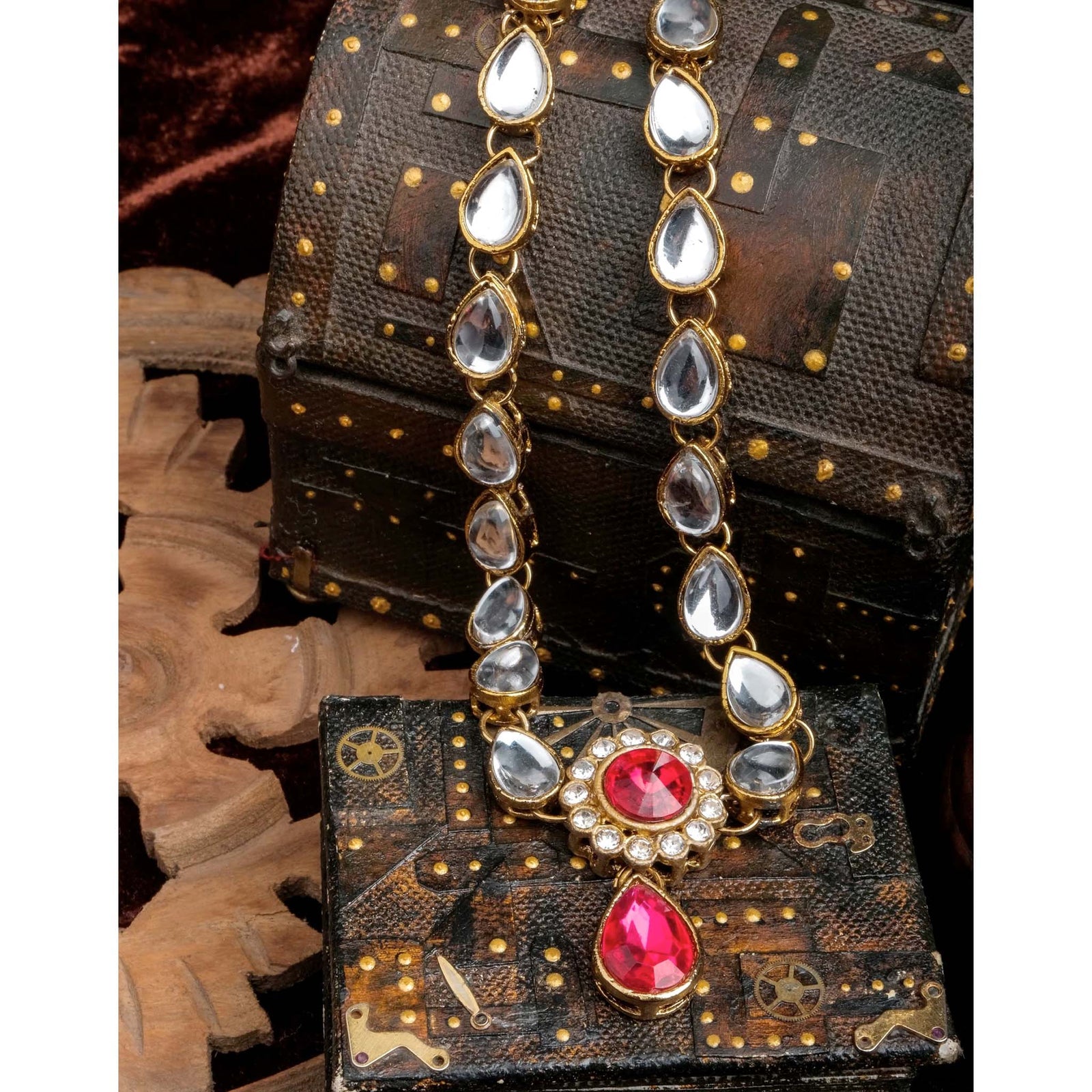 Alloy Gold-plated American Dimond Pink Necklace ClothsVilla