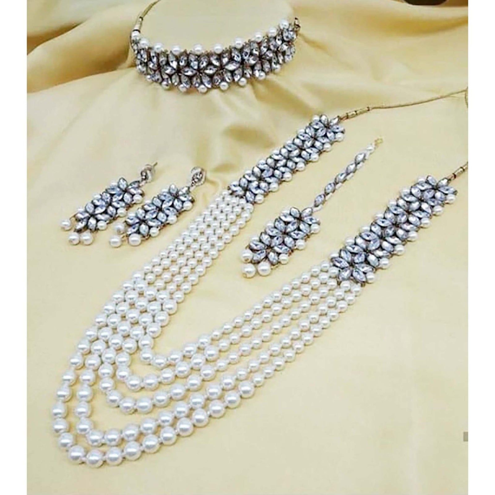 Alloy Jewel Set (Gold, White) ClothsVilla