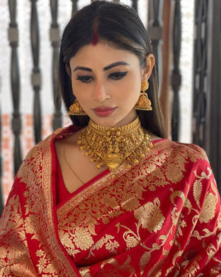 Appealing Red Soft Banarasi Silk Saree With Gleaming Blouse Piece ClothsVilla