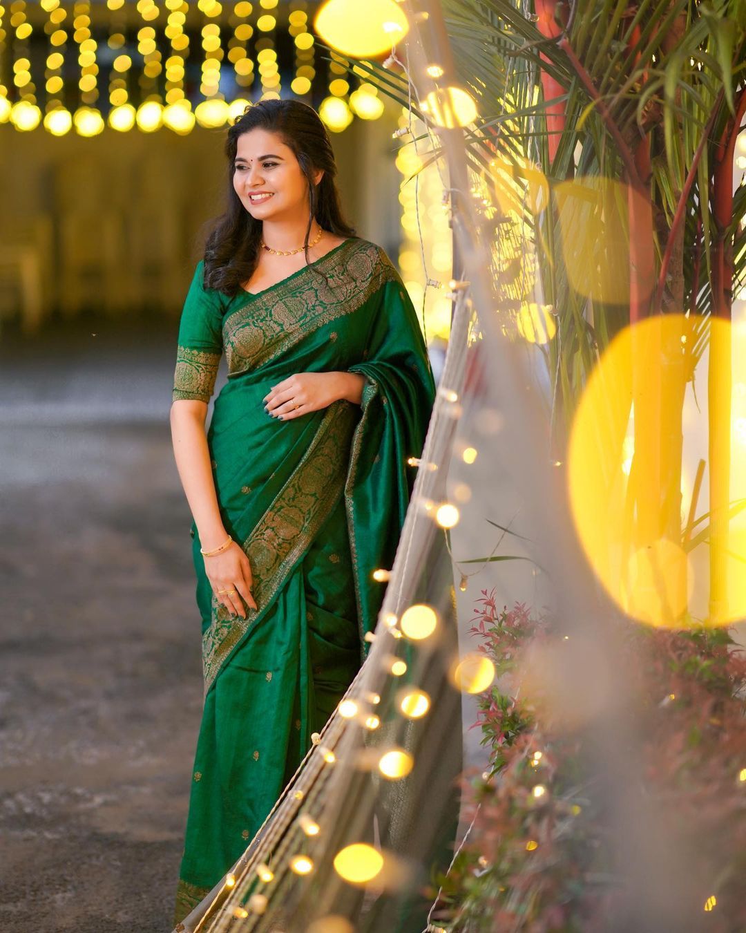 Artistic Green Soft Banarasi Silk Saree With Lovely Blouse Piece ClothsVilla
