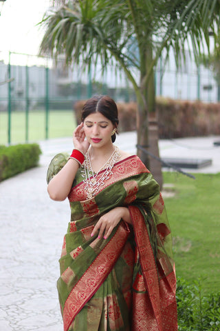 Trendy Green Organza Silk Saree With Dazzling Blouse Piece ClothsVilla