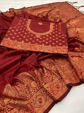 Load image into Gallery viewer, Flattering Maroon Soft Banarasi Silk Saree With Snazzy Blouse Piece ClothsVilla