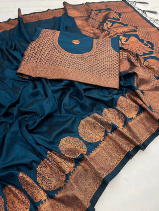Amazing Rama Soft Banarasi Silk Saree With Snazzy Blouse Piece ClothsVilla