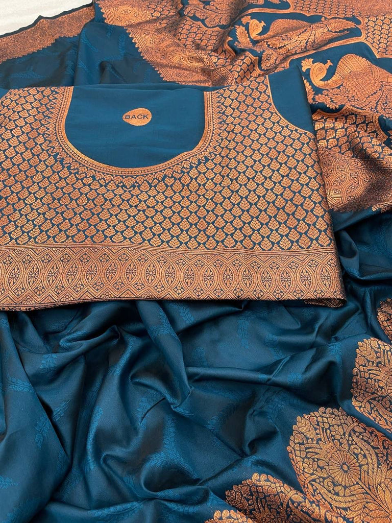 Amazing Rama Soft Banarasi Silk Saree With Snazzy Blouse Piece ClothsVilla