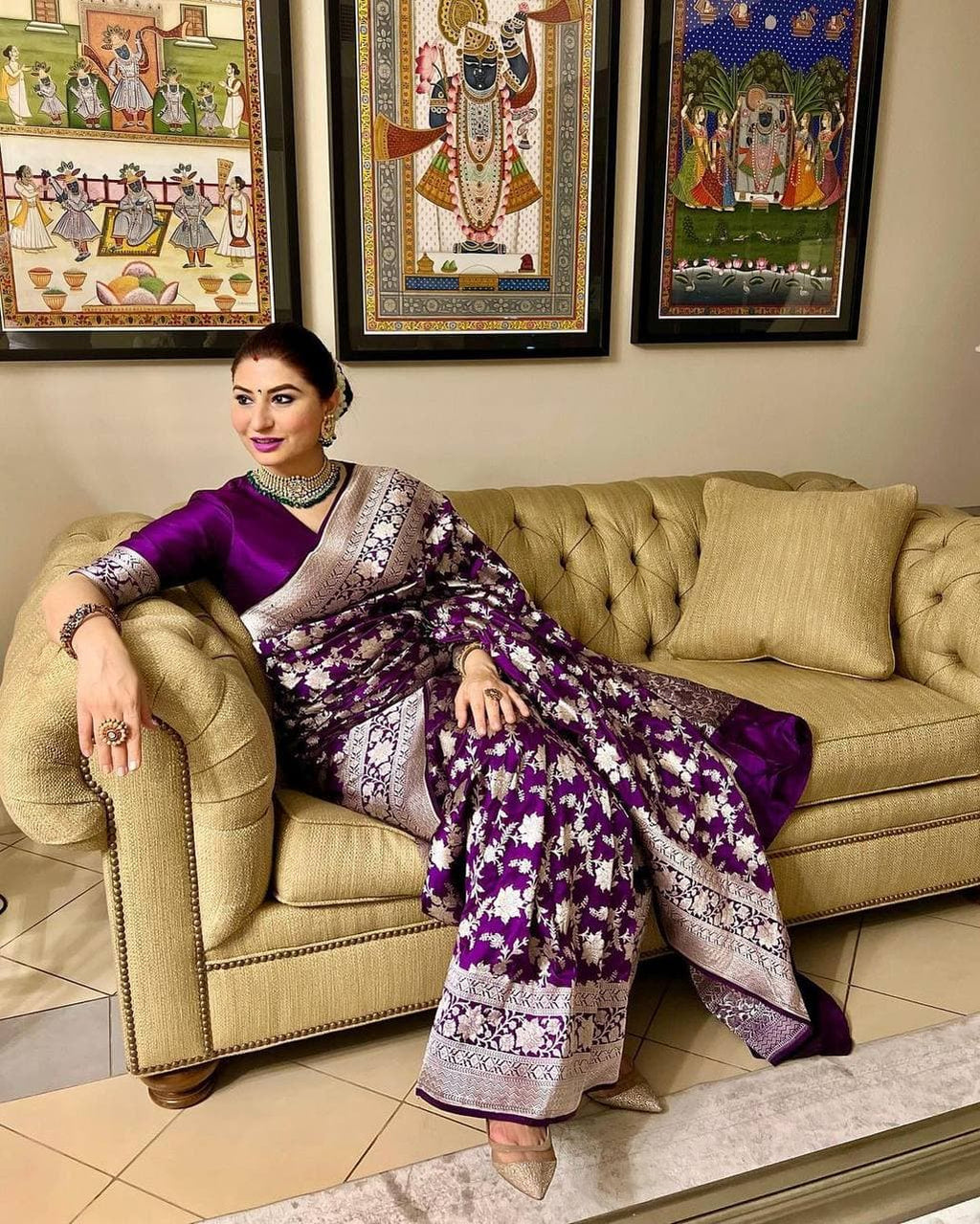 Delectable Purple Soft Banarasi Silk Saree With Gratifying Blouse Piece ClothsVilla