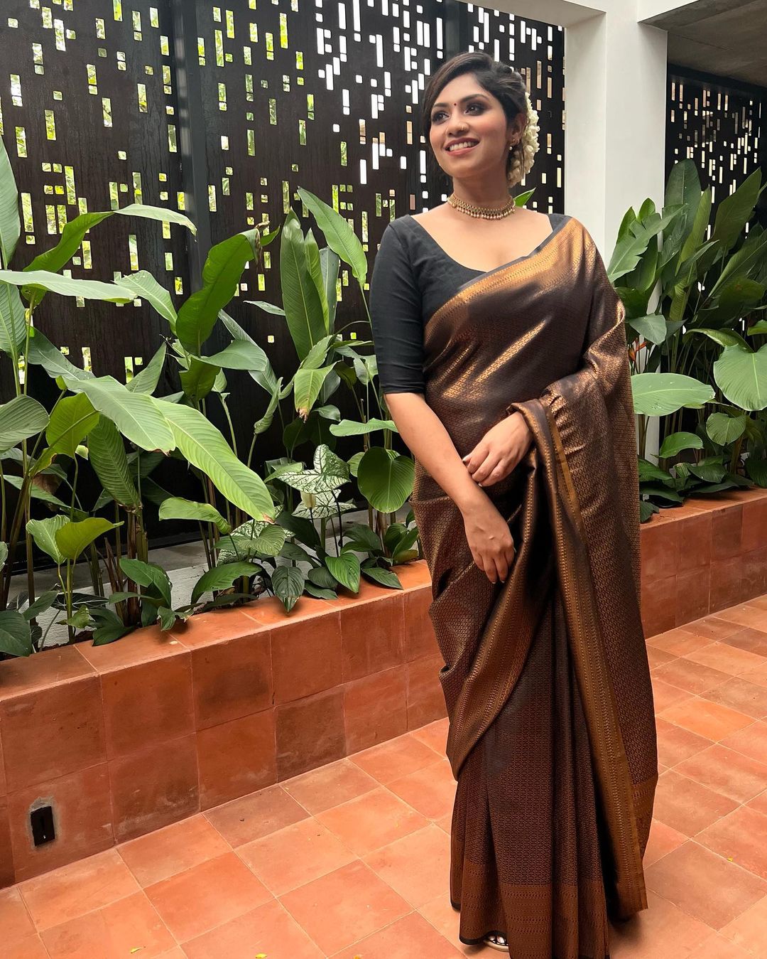 Lovely Black Soft Banarasi Silk Saree With Elaborate Blouse Piece ClothsVilla