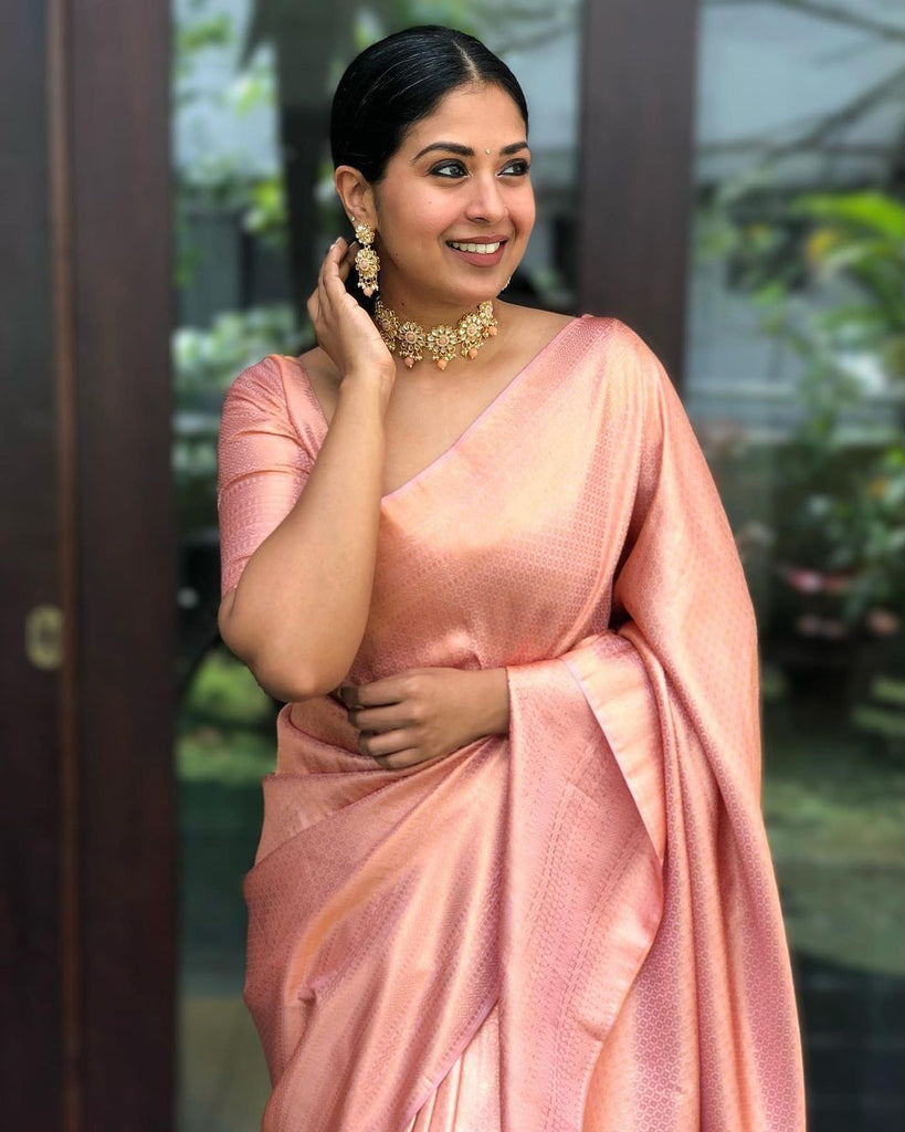 Staggering Pink Soft Banarasi Silk Saree With Amiable Blouse Piece ClothsVilla