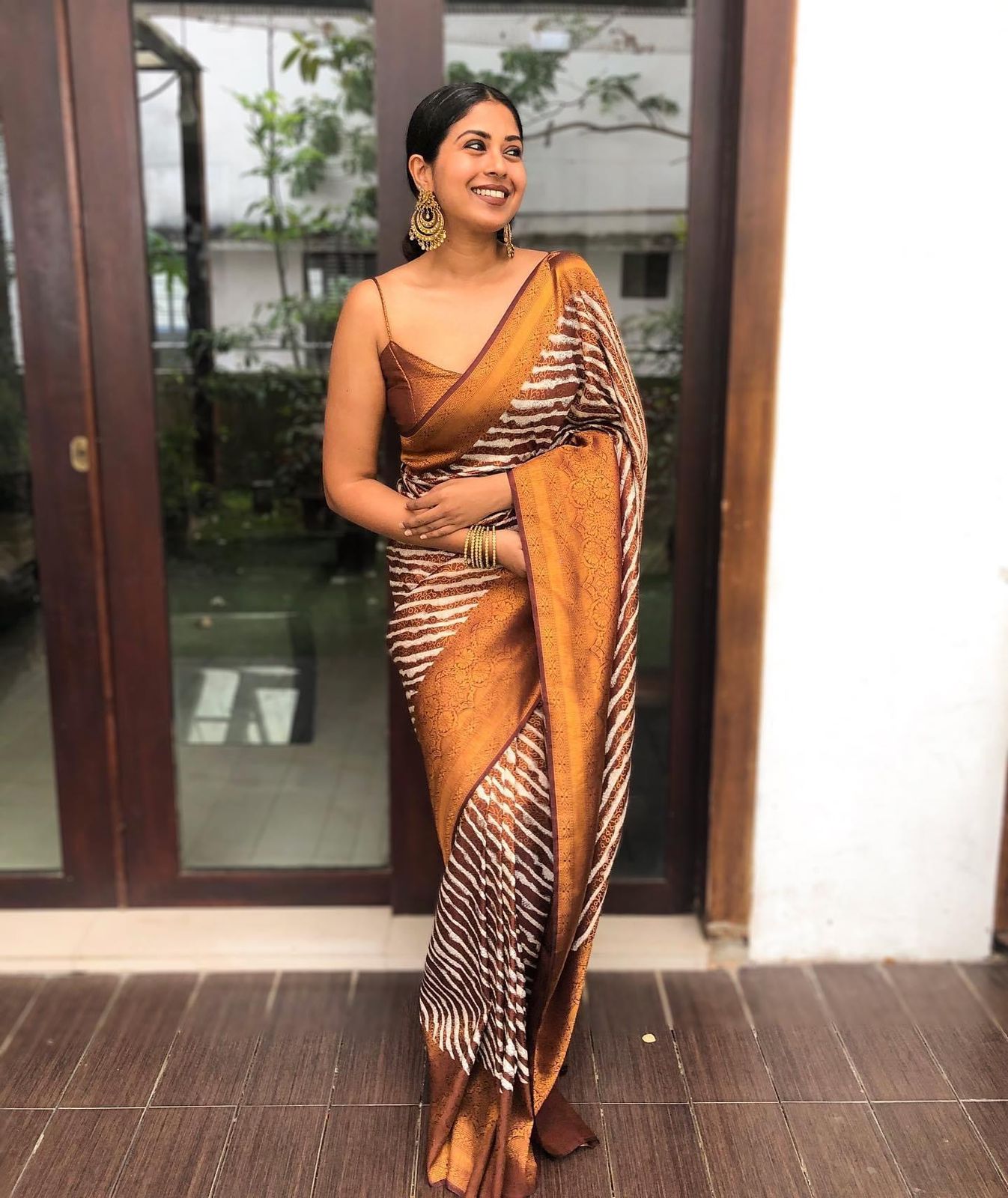 Pleasurable Brown Soft Banarasi Silk Saree With Magnetic Blouse Piece ClothsVilla