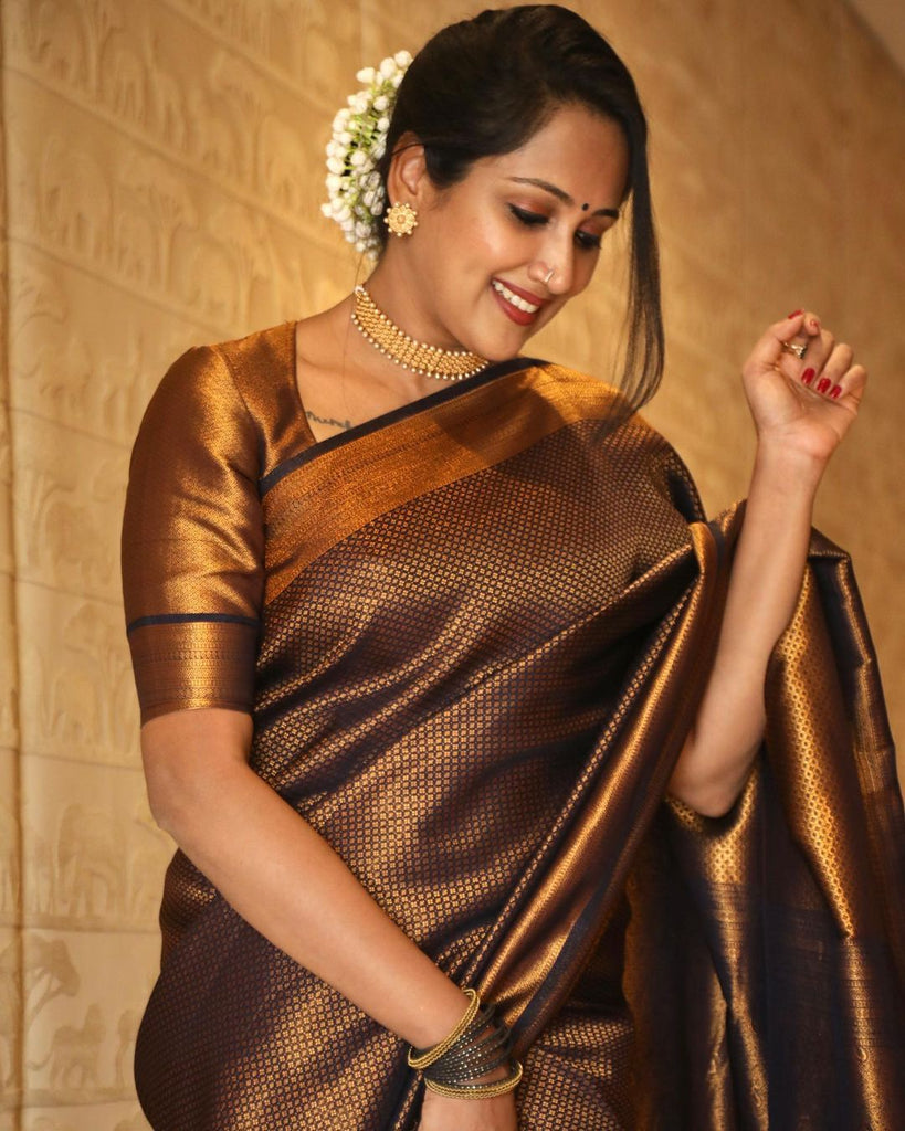 Charming Black Soft Kanjivaram Silk Saree With Surpassing Blouse Piece ClothsVilla