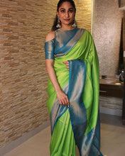 Load image into Gallery viewer, Artistic Parrot Soft Kanjivaram Silk Saree With Lovely Blouse Piece ClothsVilla