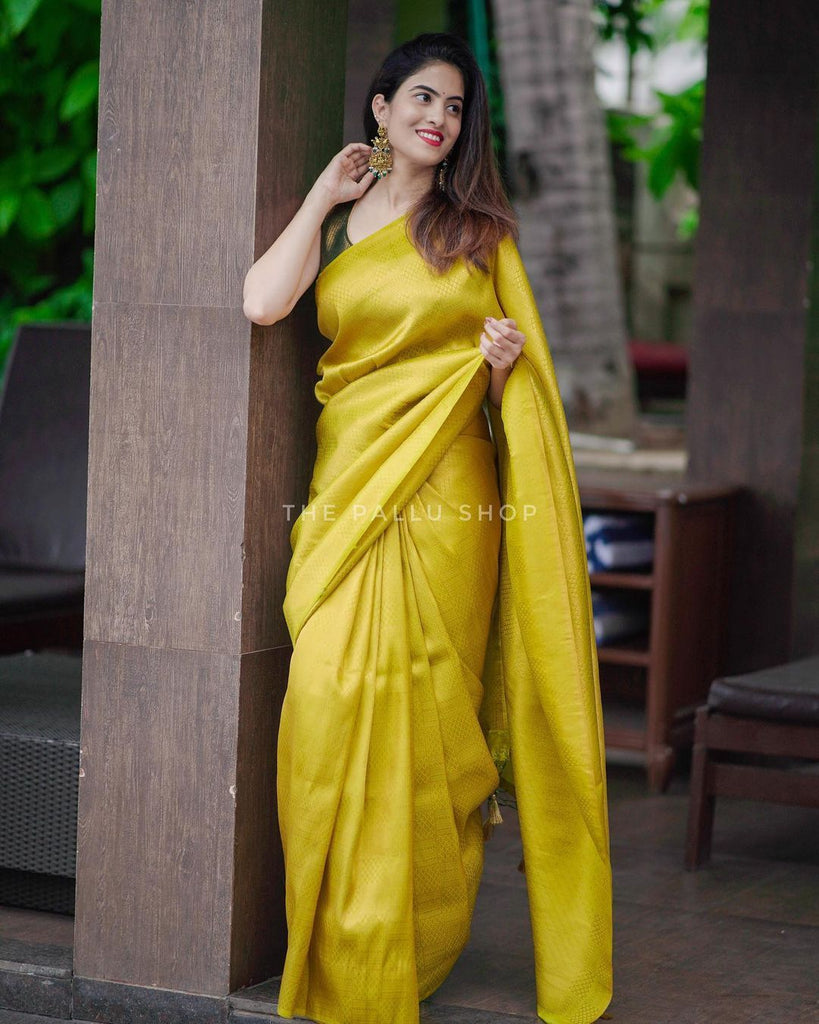 Divine Yellow Soft Silk Saree with Excellent Blouse Piece ClothsVilla
