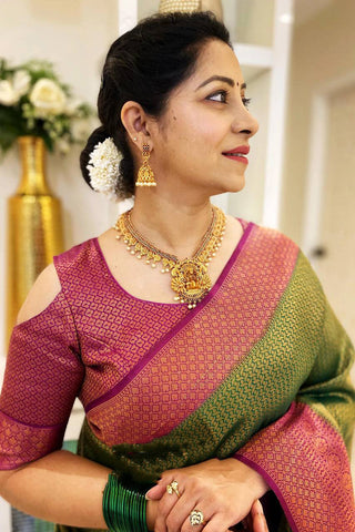 Palimpsest Green Soft Silk Saree With Surreptitious Blouse Piece ClothsVilla