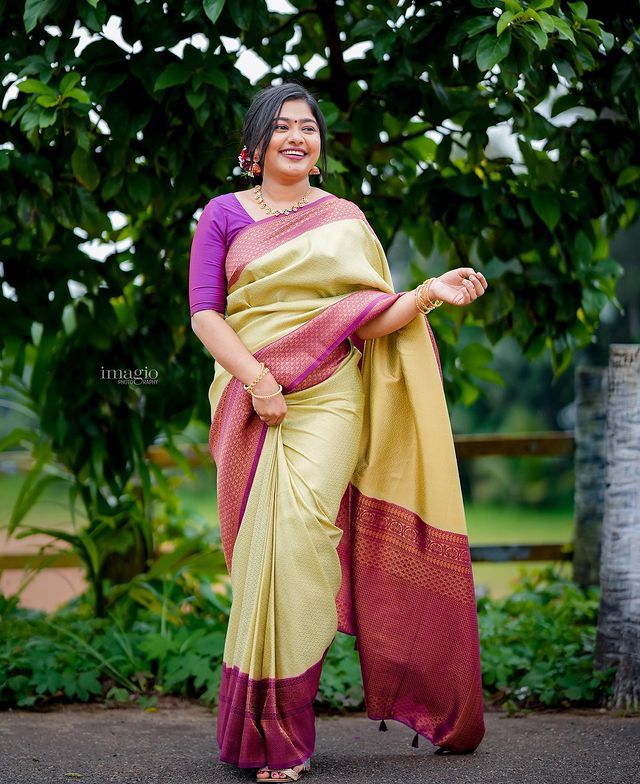 Artistic Sea Green Soft Silk Saree With Improbable Blouse Piece ClothsVilla Main image
