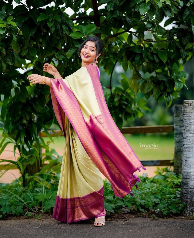 Artistic Sea Green Soft Silk Saree With Improbable Blouse Piece ClothsVilla