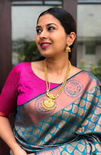 Load image into Gallery viewer, Gleaming Rama Soft Banarasi Silk Saree With Dazzling Blouse Piece ClothsVilla