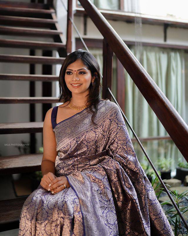Precious Blue Soft Banarasi Silk Saree With Unequalled Blouse Piece ClothsVilla
