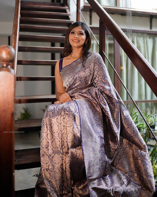 Precious Blue Soft Banarasi Silk Saree With Unequalled Blouse Piece ClothsVilla