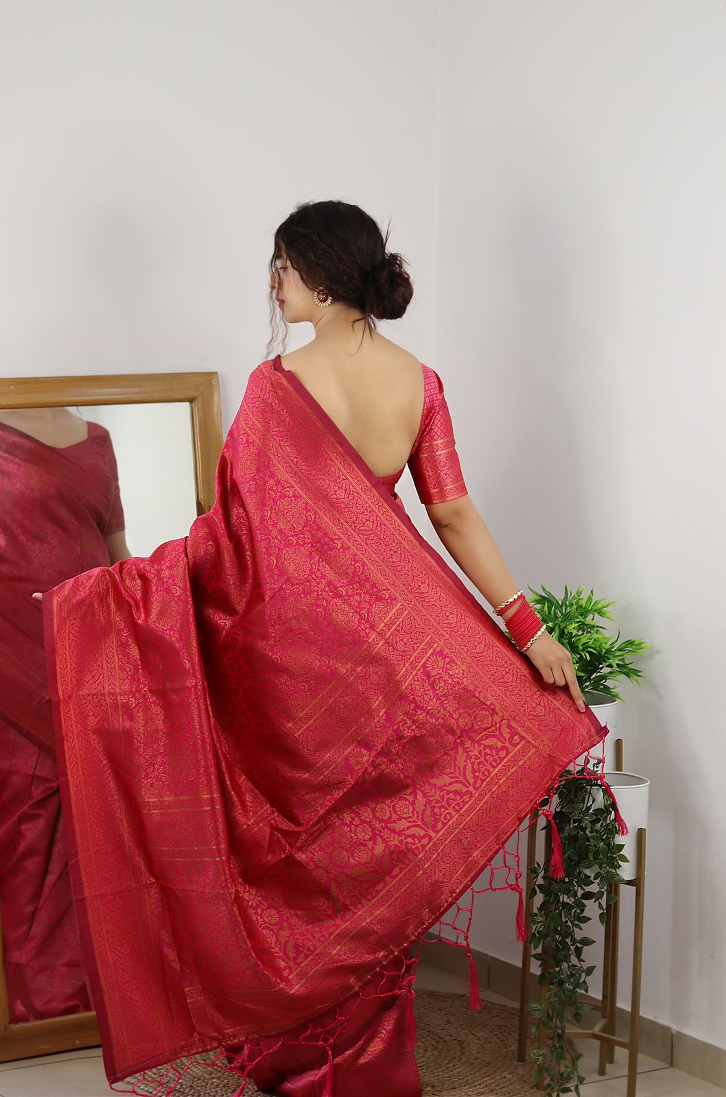 Amazing Dark Pink Soft Banarasi Silk Saree With Trendy Blouse Piece ClothsVilla