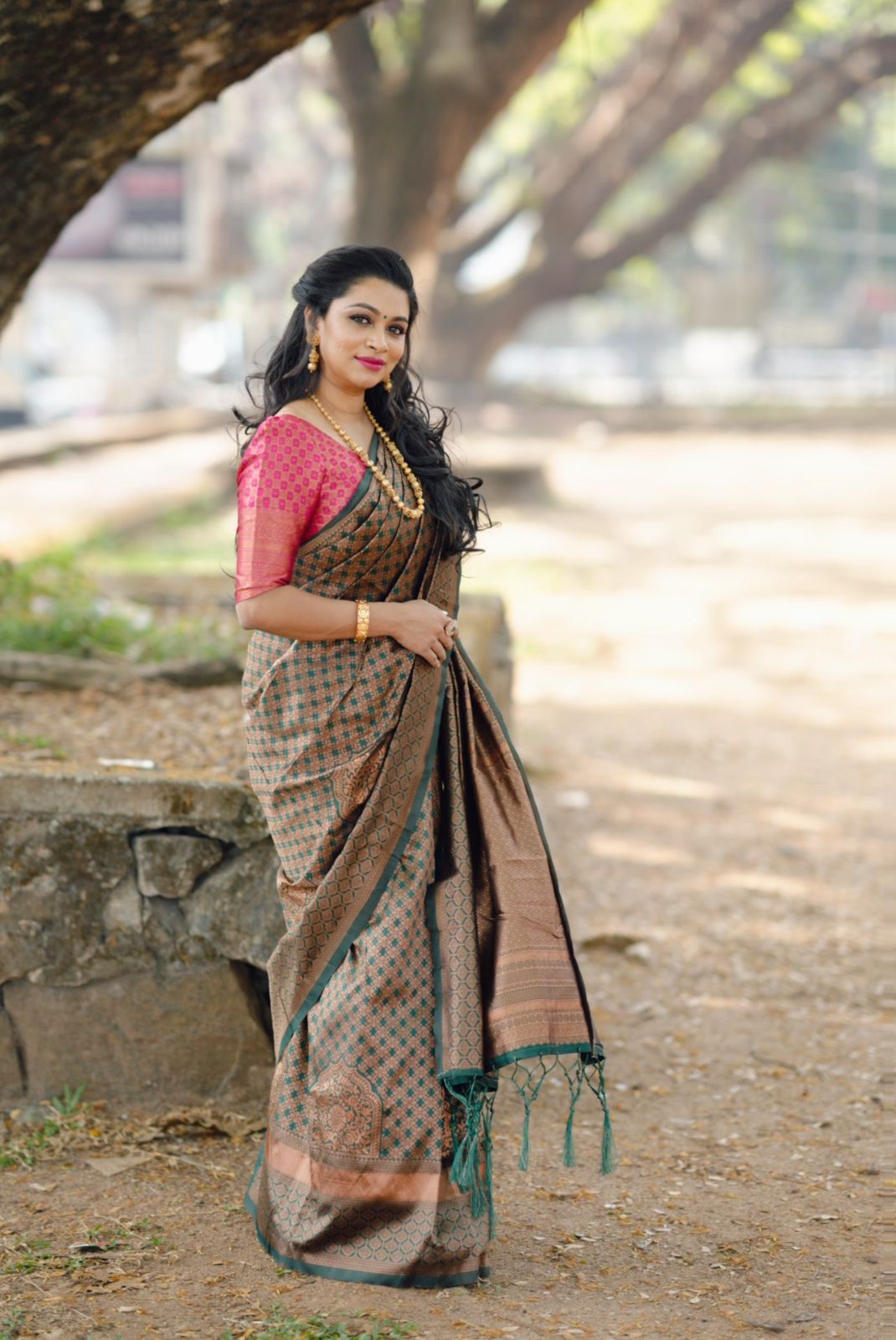 Excellent Green Soft Silk Saree With Ideal Blouse Piece ClothsVilla