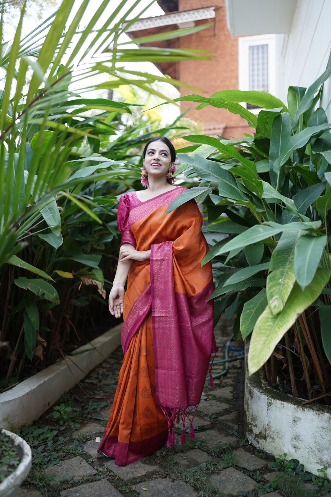 Divine Orange Soft Banarasi Silk Saree With Stunner Blouse Piece ClothsVilla