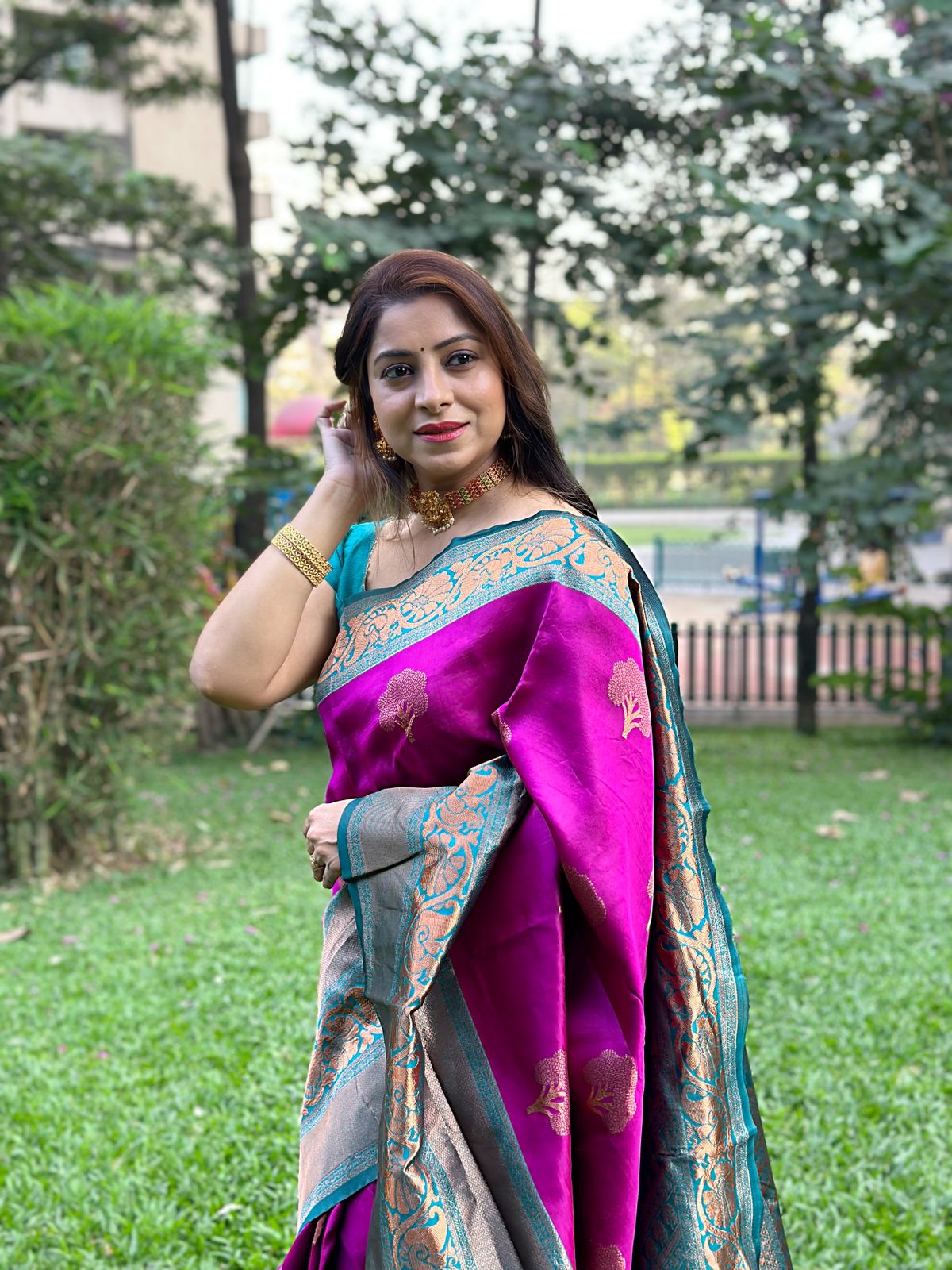 Amiable Purple Soft Banarasi Silk Saree With Moiety Blouse Piece ClothsVilla