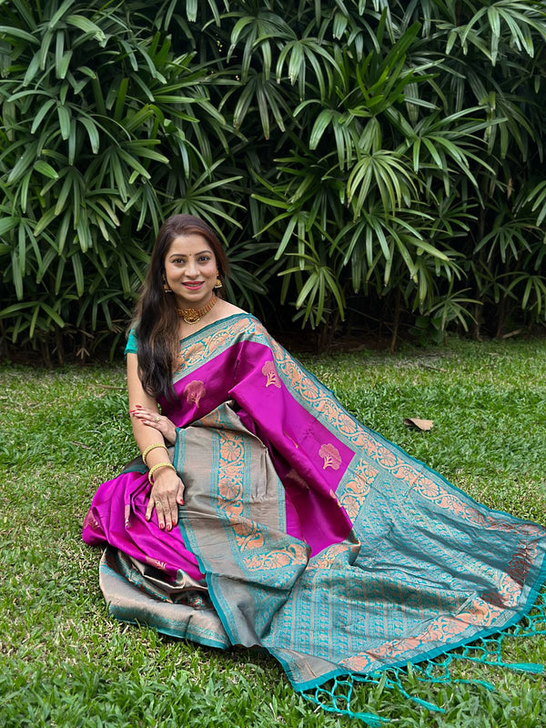 Amiable Purple Soft Banarasi Silk Saree With Moiety Blouse Piece ClothsVilla