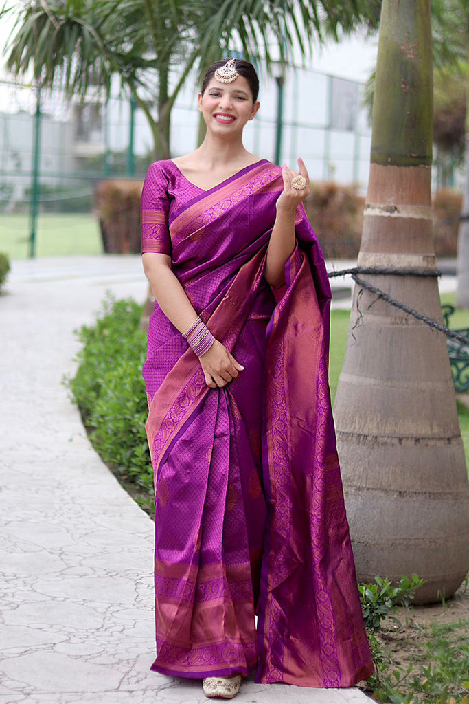 Tremendous Purple Soft Banarasi Silk Saree With Sizzling Blouse Piece ClothsVilla