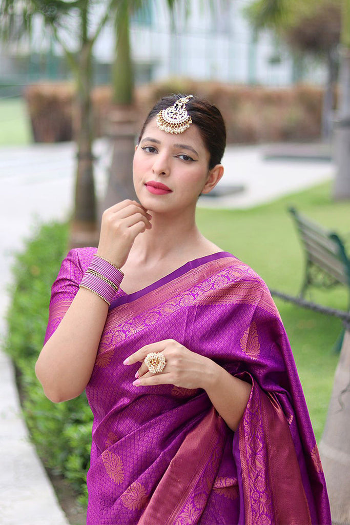 Tremendous Purple Soft Banarasi Silk Saree With Sizzling Blouse Piece ClothsVilla